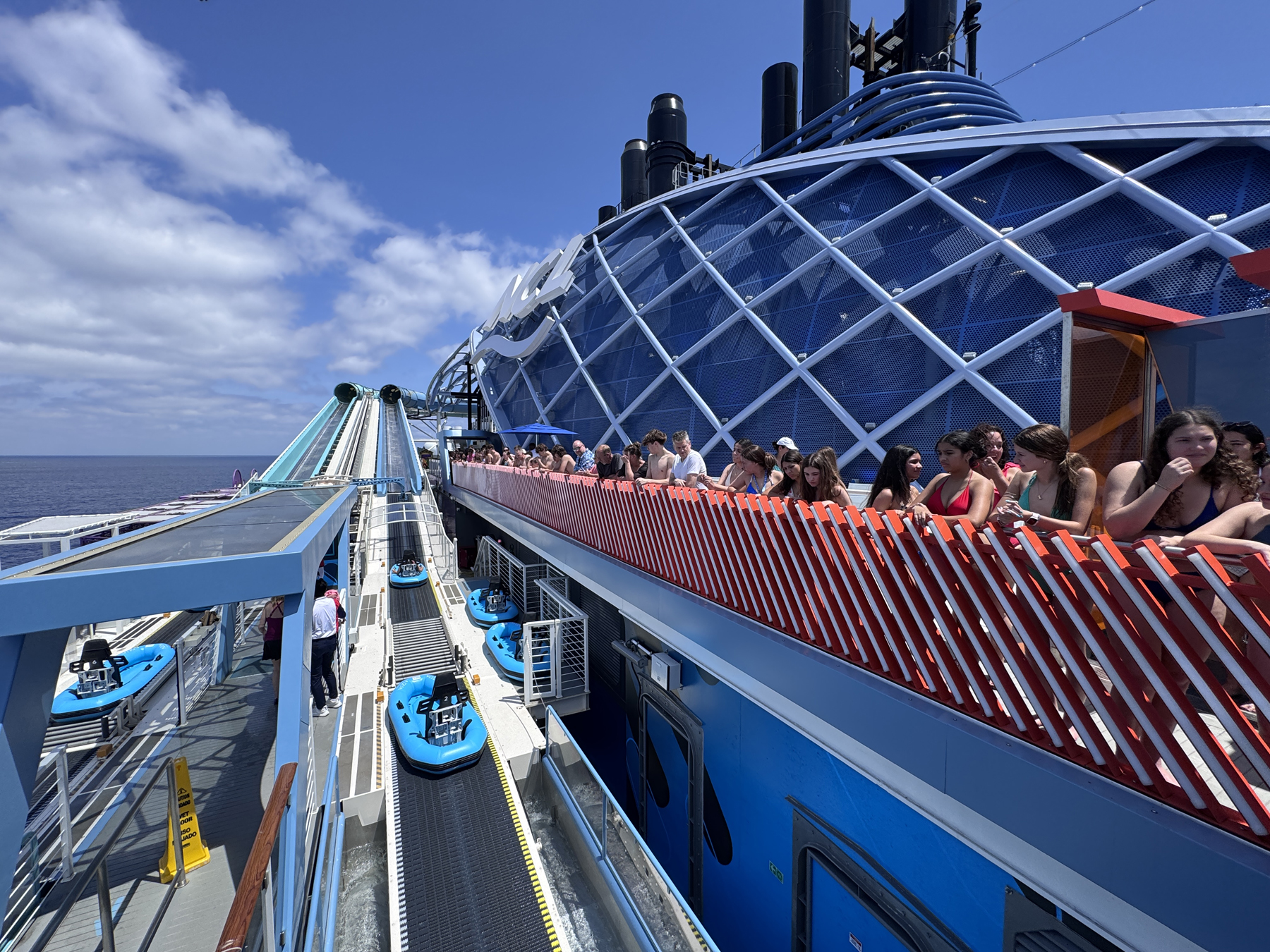 Norwegian Aqua - Aqua Slidecoaster