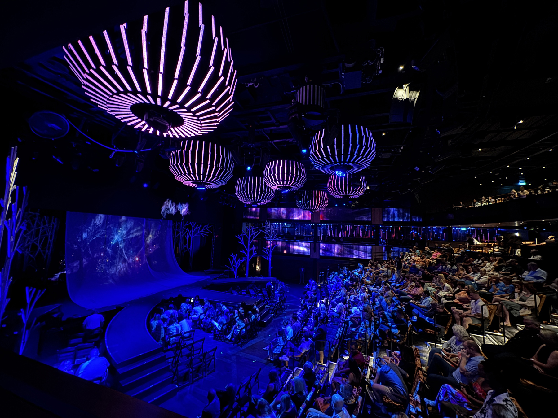 Norwegian Aqua - Aqua Theater