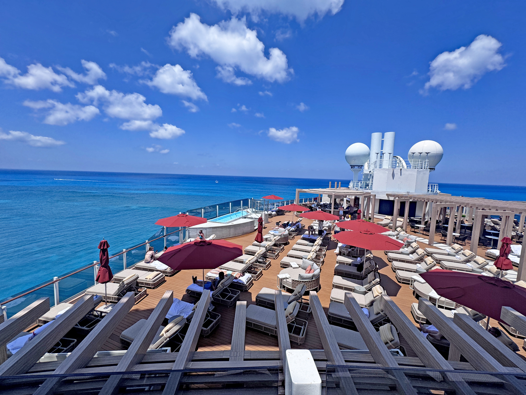 Norwegian Aqua - Vibe Beach Club