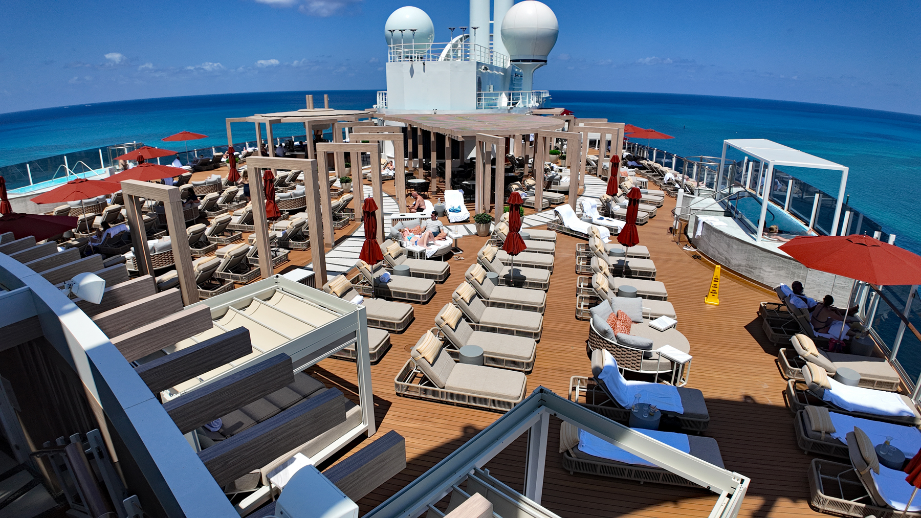 Norwegian Aqua - Vibe Beach Club