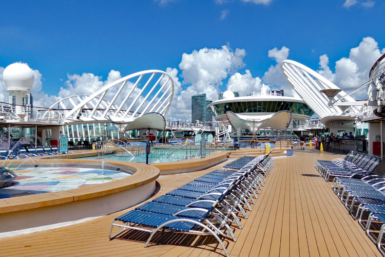 Enchantment of the Seas - Pool Deck