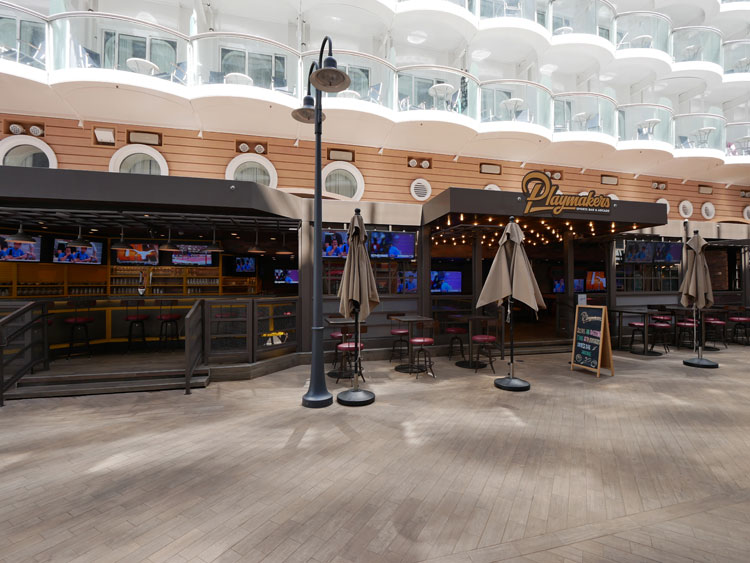 Symphony of the Seas - Playmakers