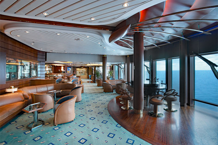 Vision of the Seas - Schooner Bar