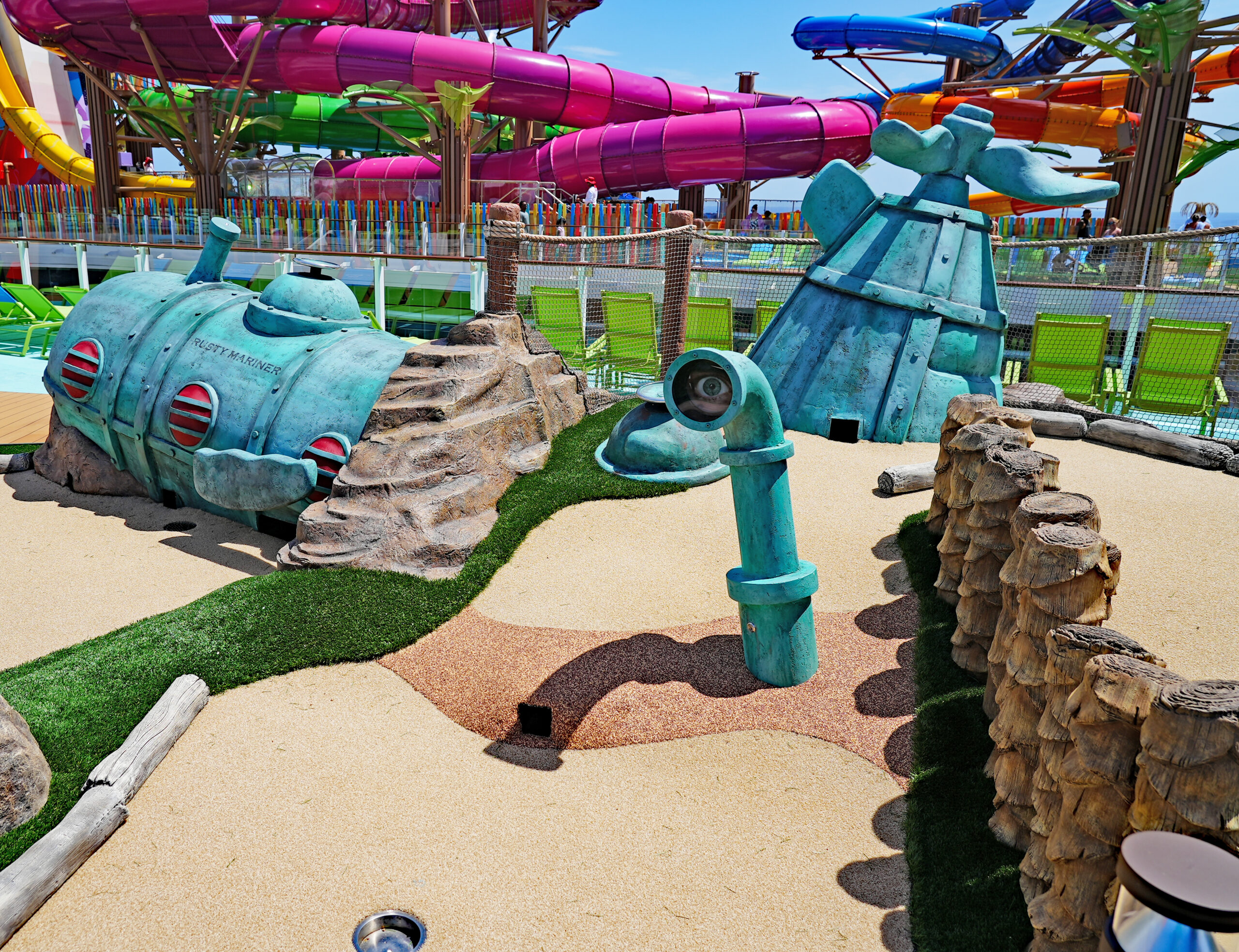 Star of the Seas - Lost Dunes Mini Golf
